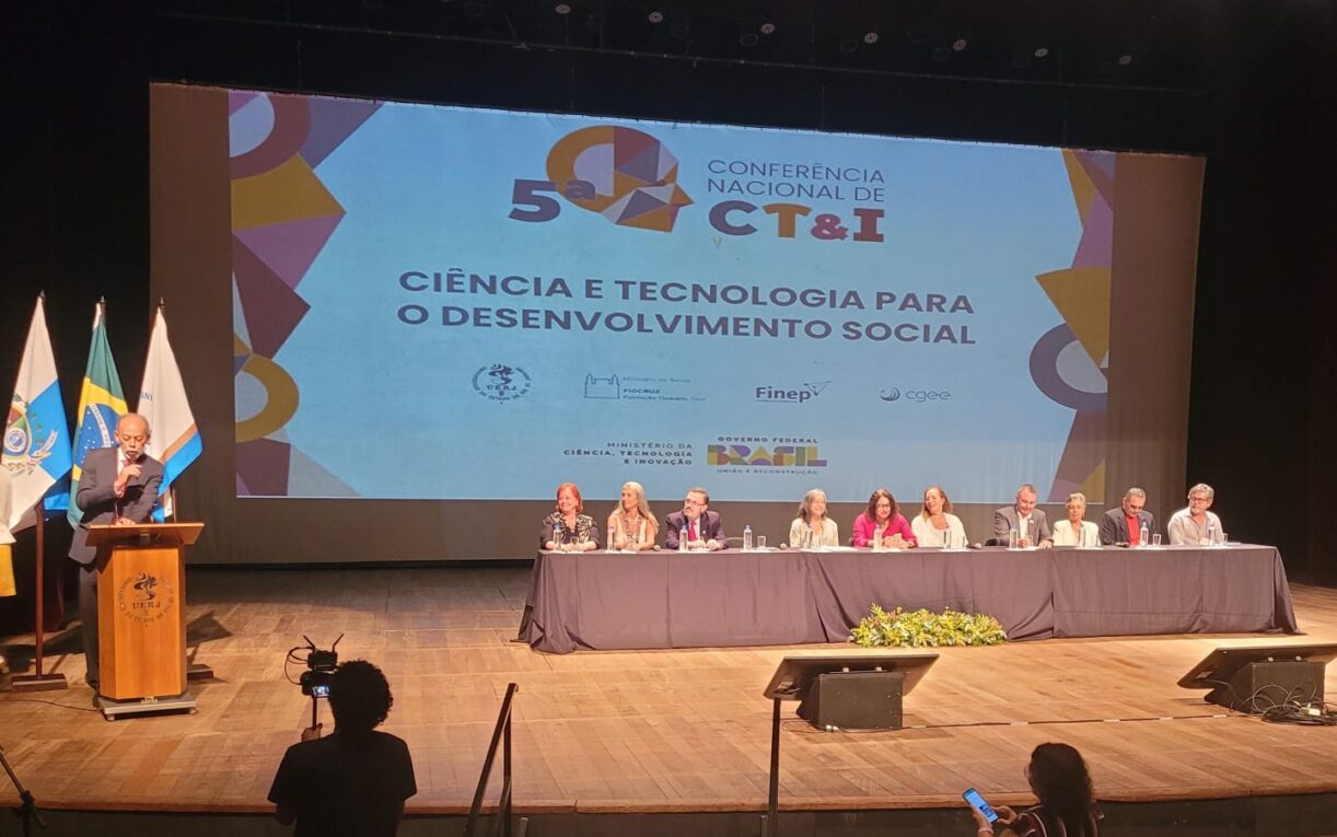 MUDI/UEM e Conexão Ciência – C² participam de Conferências Temáticas de Ciência e Tecnologia, na UERJ